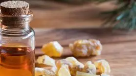 خواص شگفت‌انگیز روغن مصطکی برای زیبایی