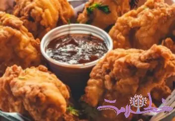 طرز تهیه مرغ سوخاری خانگی ترد و پفکی با فوت و فن‌های ویژه در قابلمه!