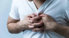 دلایل شگفت انگیز درد قفسه سینه + از وحشت زدگی تا حمله قلبی