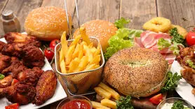 چه غذاهایی باعث احتباس ادرار می شوند؟
