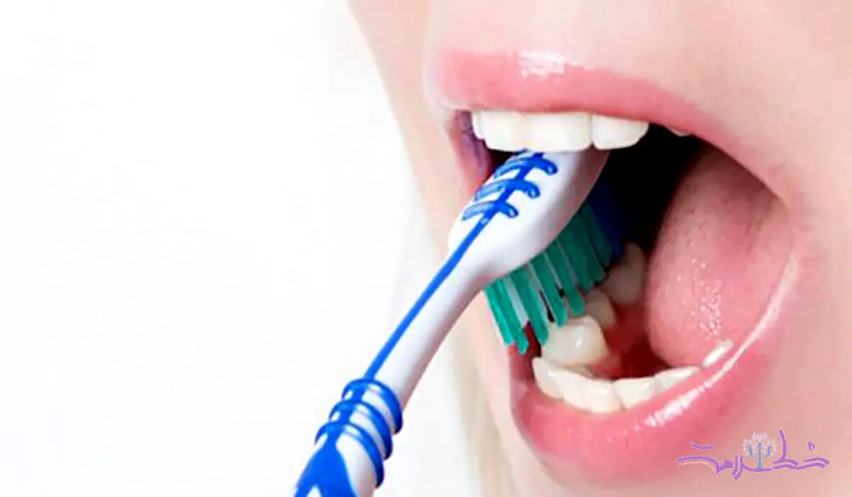 چه موقع از روز باید مسواک بزنید؟