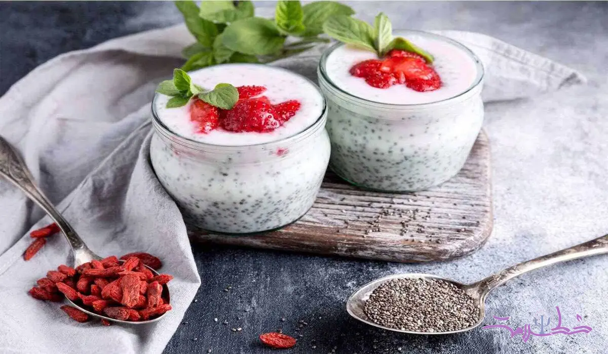 طرز تهیه صبحانه خوشمزه و مقوی با ترکیب شیر و دانه چیا!
