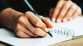 چرا نوشتن درباره‌ گذشته، قدم اول روان درمانی است؟