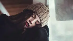 فیلم/ چرا در زمستان بیشتر خسته می شویم؟+راهکارهای ساده