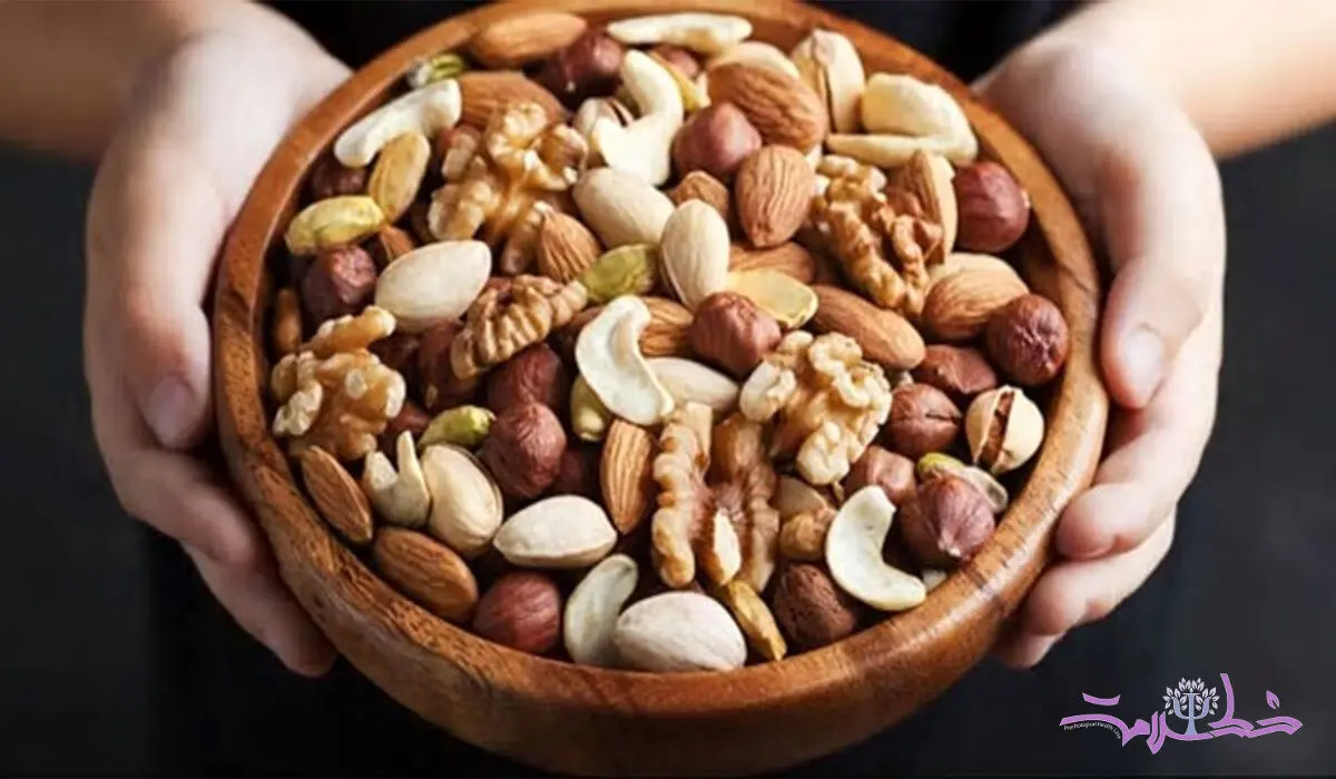 5 آجیل مفید برای کم کاری تیروئید