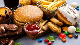 چربی ترانس چه خطراتی برای سلامتی دارد + مواد غذایی ممنوعه 