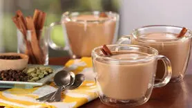 طرز تهیه چای جوز هندی + فواید این نوشیدنی برای سلامت جسم و روان