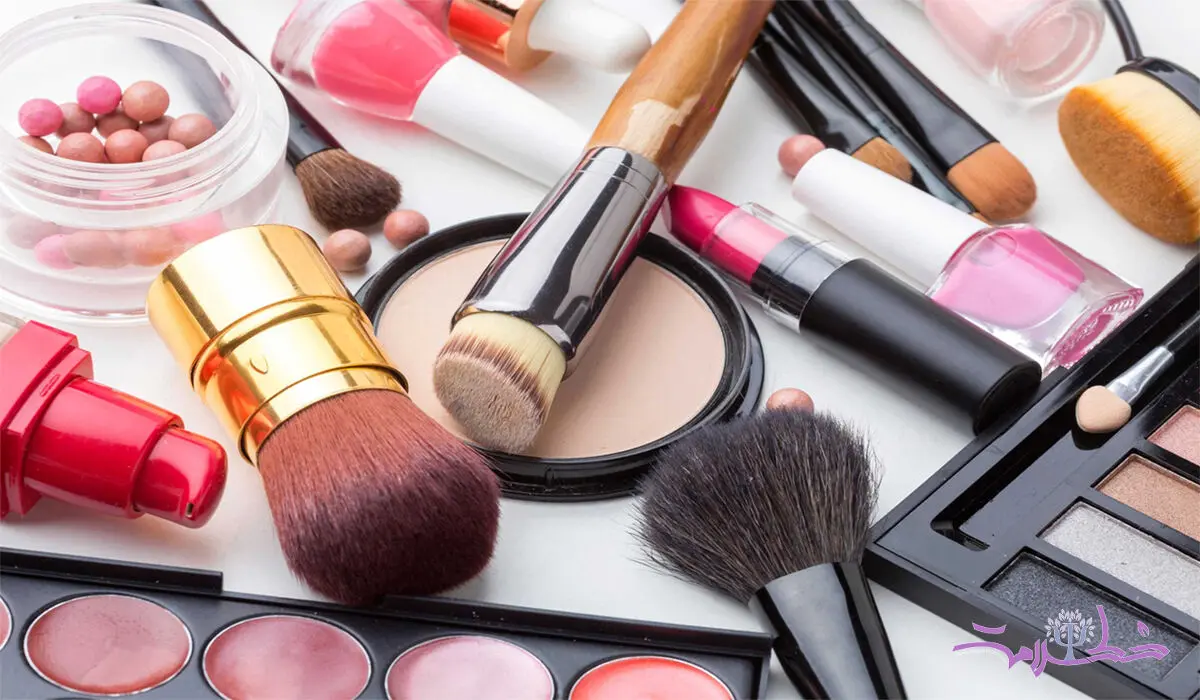 محصولات آرایشی طبیعی بی خطرند؟
