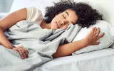 خواب سموم مغز را نمی‌زداید؟ پژوهشی جدید فرضیه رایج را به چالش کشید!