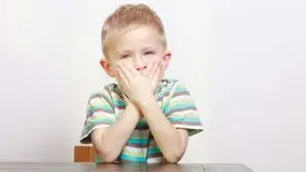 آیا بچه هایی که دیر زبان باز می کنند عصبانی تر هستند؟ + درمان و پیشگیری