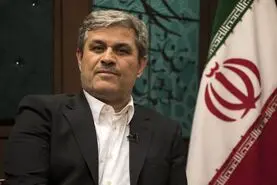 کنایه تاجگردون به ادبیات ثابتی؛ سوژه گیرت نمیاد، بنزین⁩، در ⁧ تلفیق⁩ گران نمیشود!