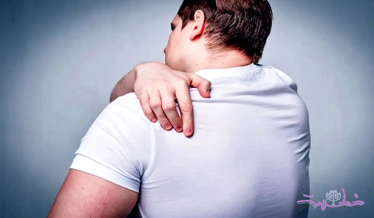 چرا پوست کمر تان در تابستان زیاد می خارد؟