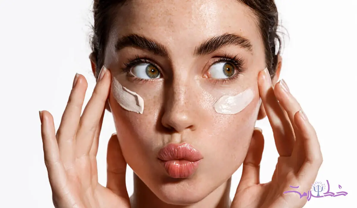 چگونه با کشمش، زعفران و دانه ریحان پوست سالم و درخشان داشته باشید