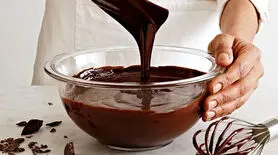 کیک های عصر را با این 4 مدل گاناش خوشمزه تر کنید