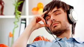 چگونه موسیقی بر مغز تأثیر می گذارد؟ + محاصره باورنکردنی مغز در نت ها