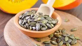 به دو دلیل تخمه کدو بخورید+افزایش روحیه