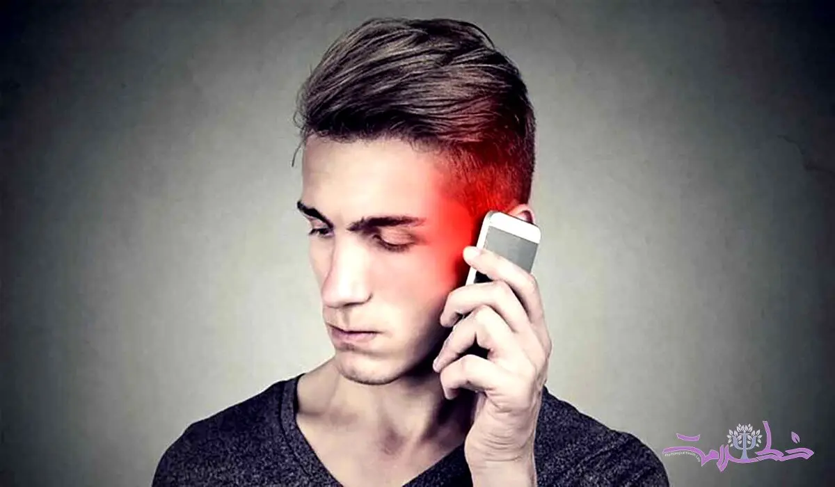 جدول مشکلات سلامت بر اساس مدت حرف زدن با موبایل / اگر زیاد با تلفن همراه تماس می‌گیرید بخوانید