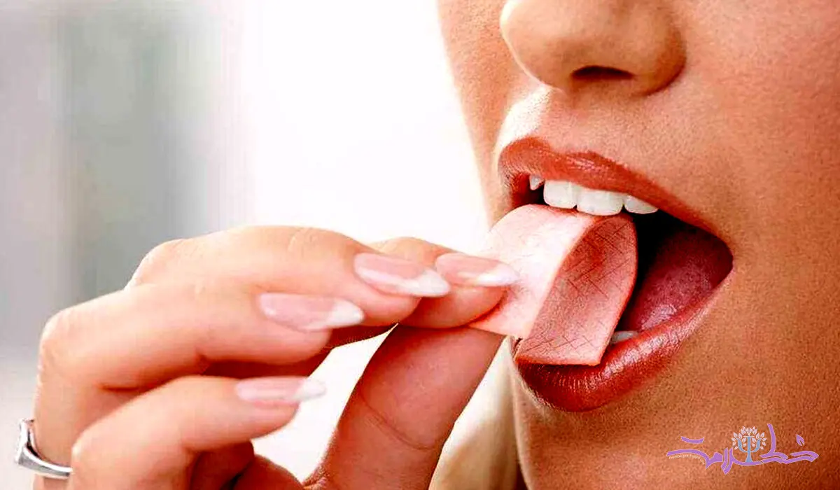 اگر آدامس را قورت دهید چه اتفاقی می افتد؟