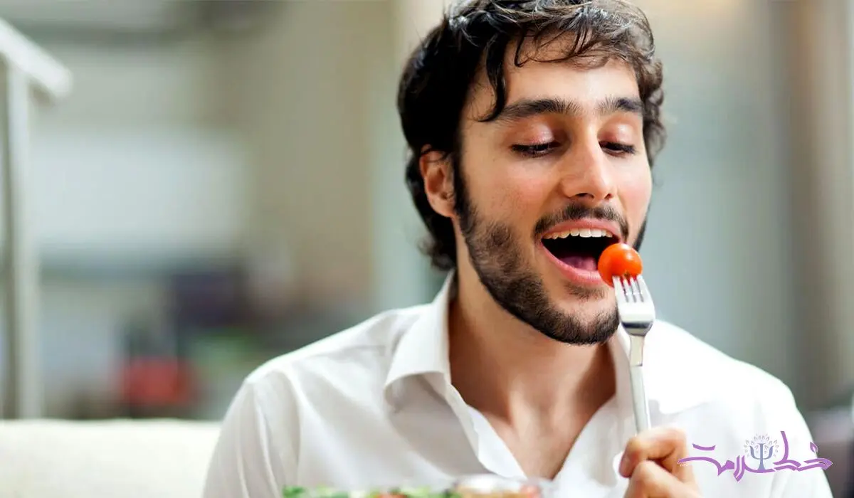 فیلم / 20 دقیقه طلایی برای لاغر ماندن + چرا باید آهسته غذا خورد؟
