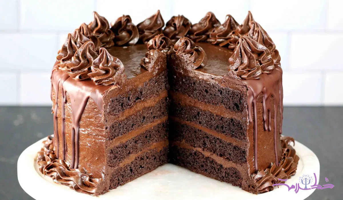 طرز تهیه کیک کاکائویی پف دار بدون فر