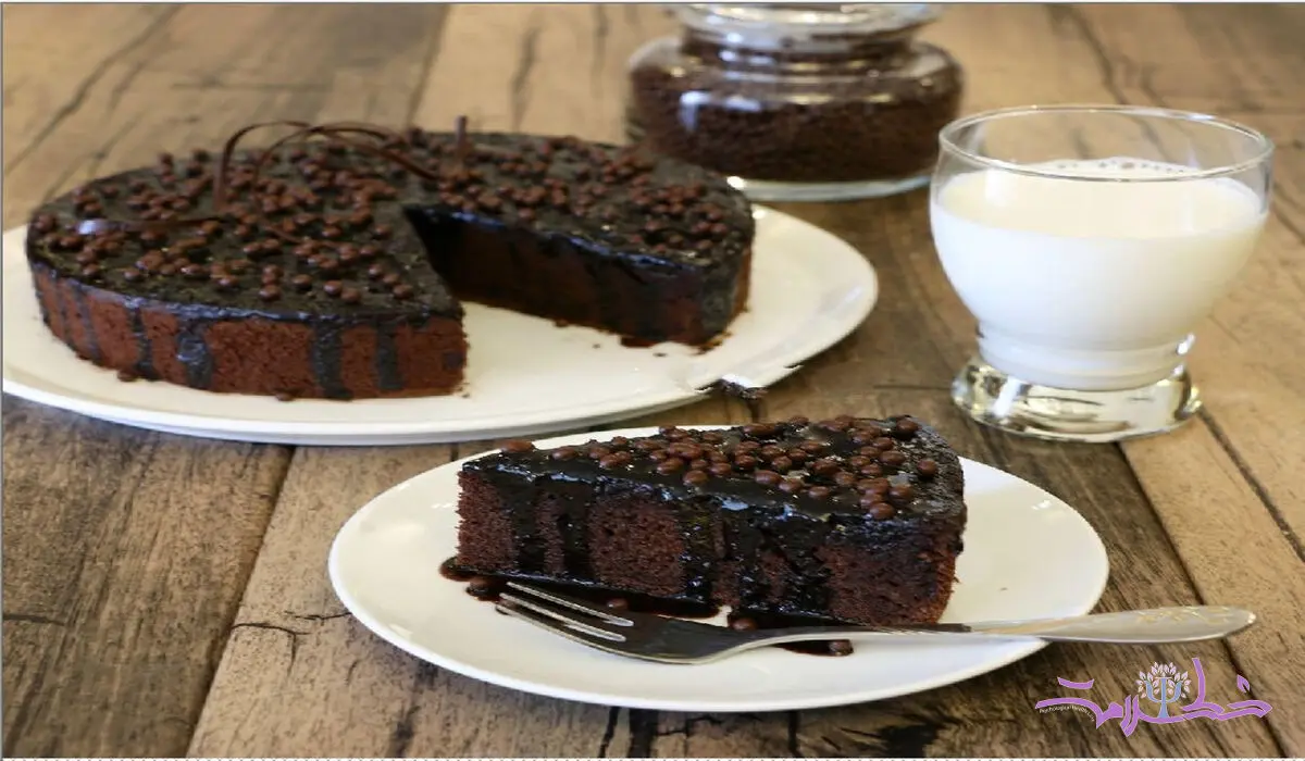طرز تهیه کیک خیس شکلاتی + 11 فوت و فن کافی شاپی