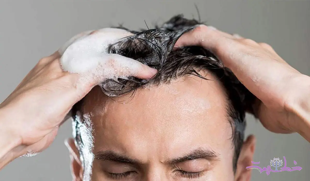 چند بار در هفته باید موها را شامپو زد؟ + فرمول متخصصان پوست بر اساس سن و نوع مو