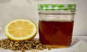 طرز تهیه شربت سرفه خانگی/ راه حل طبیعی برای درمان گلودرد و سرفه