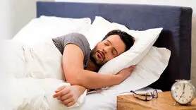 فواید بی نظیر خوابیدن به پهلوی چپ + فیلم