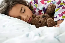 چرا نوجوانان در مدرسه خسته می شوند ؟ + فیلم	