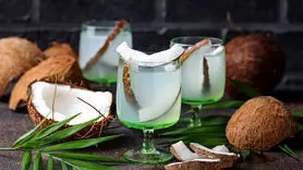 ۷ روش خلاقانه خوردن آب نارگیل برای کاهش وزن