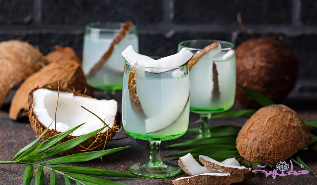 ۷ روش خلاقانه خوردن آب نارگیل برای کاهش وزن