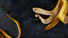 8 خاصیت شگفت‌انگیز پوست موز برای زیبایی و حال خوب