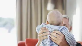 از چه سنی به بعد پدر شدن  خطر دارد؟