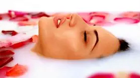 7 فایده شگفت انگیز شیر برای زیبایی پوست