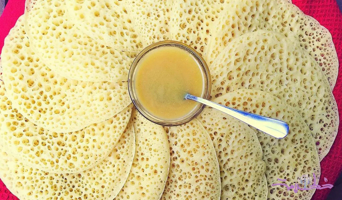 طرز تهیه پنکیک هزار سوراخ در ماهیتابه + صبحانه ای بی نظیر بخورید