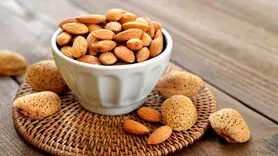 بادام شکم تان را تخت می کند
