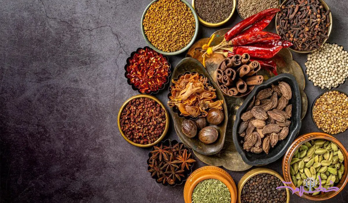 بهترین ظرف برای نگهداری ادویه + چگونه بفهمیم ادویه‌ها فاسد شده‌اند؟