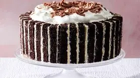 طرز تهیه کیک شکلاتی با رویه محلبی؛ بهترین میان وعده برای عصرهای زمستانی
