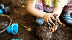 بازی با خاک برای تقویت سیستم ایمنی و سلامت روان کودکان