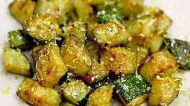 فیلم/ طرز تهیه بشقاب سبزیجات با کدو سبز + غذای فوری و ارزان و رژیمی