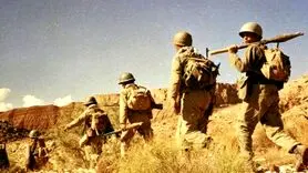 عکس های زیرخاکی از  احمدی‌نژاد و جلیلی در جبهه 