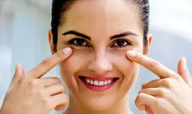 جوش شیرین چگونه به رفع سیاهی و پف زیر چشم کمک می کند؟