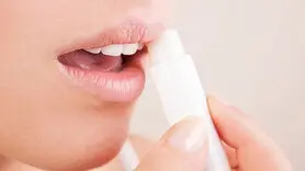 فیلم آموزش طبیعی ترین بالم لب + این محصول خانگی بادوام است
