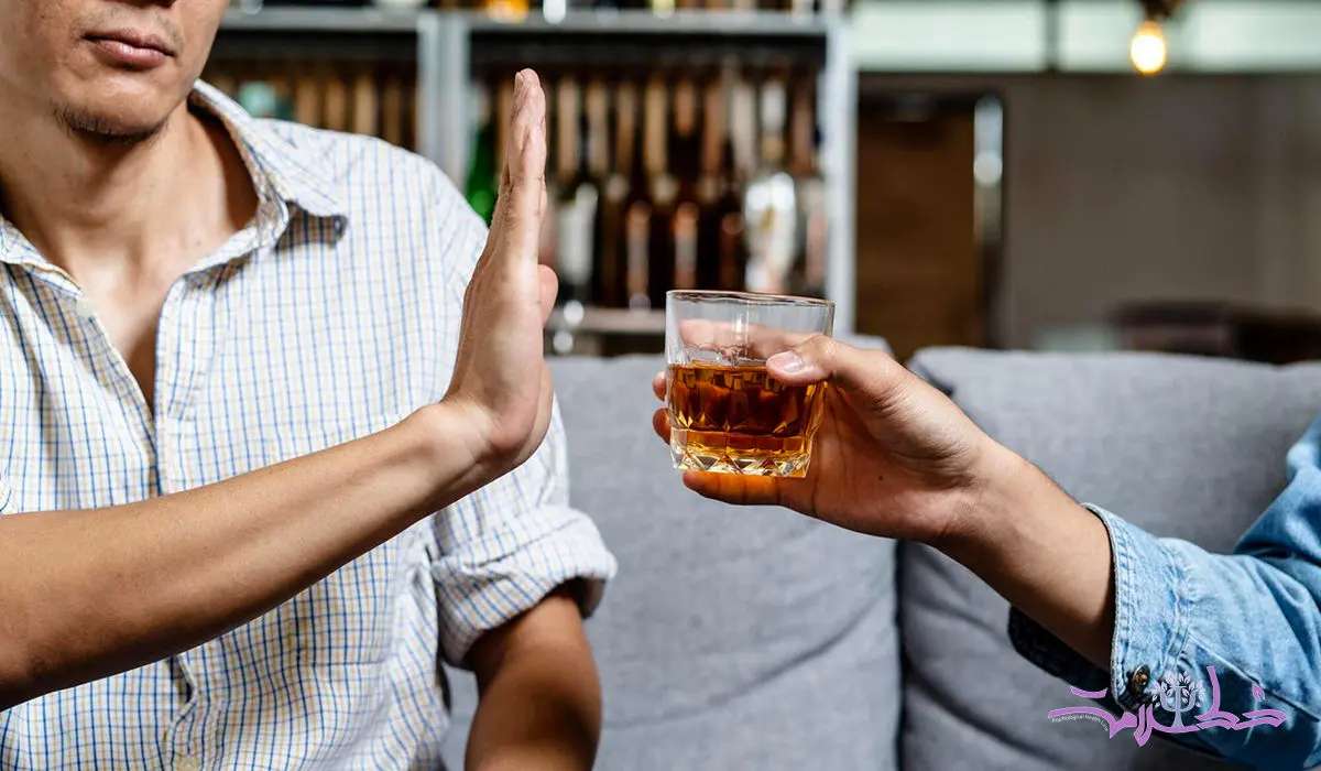 مسمومیت با الکل چیست؟ +علائم و نشانه های مسمومیت با الکل