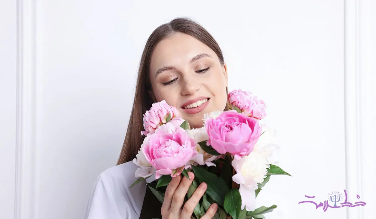 به افراد مضطرب و افسرده می  توان گل هدیه داد یا نه؟
