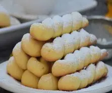 طرز تهیه کولوراکیا کوکی به سبک یونانی ها + یک شیرینی با طعم خاص