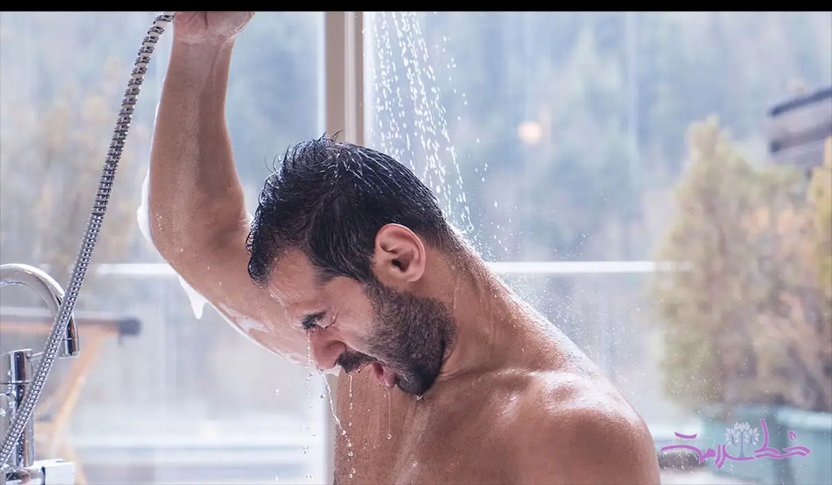 به این دلیل باید دوش آب سرد بگیرید؛ حتی در زمستان!