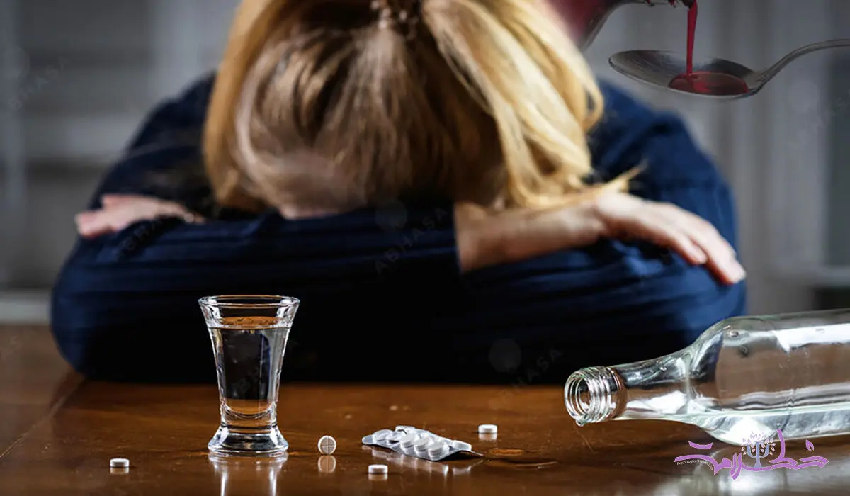 چرا اضطراب اجتماعی افراد را به مصرف الکل می‌کشاند؟ / پشت پرده یک چرخه پنهان