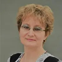  لاریسا  بوبروسکایا 