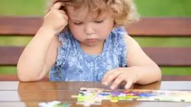 چگونه مهارت حل مساله را به کودک خود آموزش دهیم؟